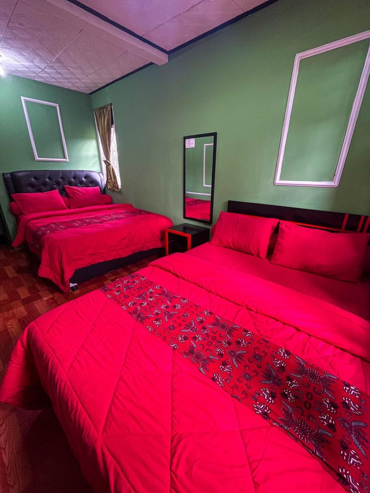 Green Savannah Homestay Syariah Diyeng Exteriér fotografie